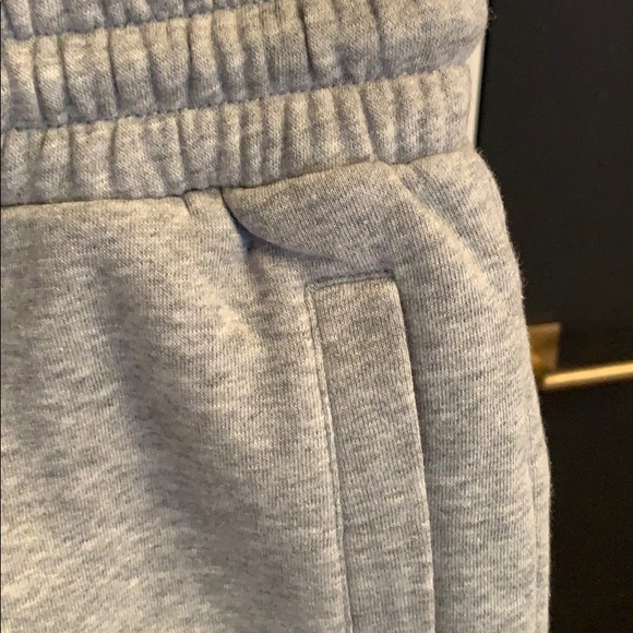 Sweat shorts - Picture 2 of 5